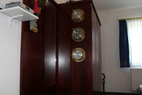 Hostal Pension Cora