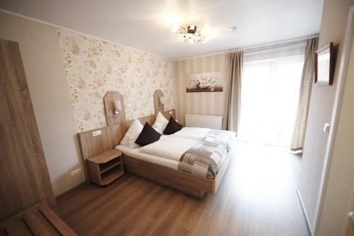 Hostal Hotel Garni Wurster Kroog