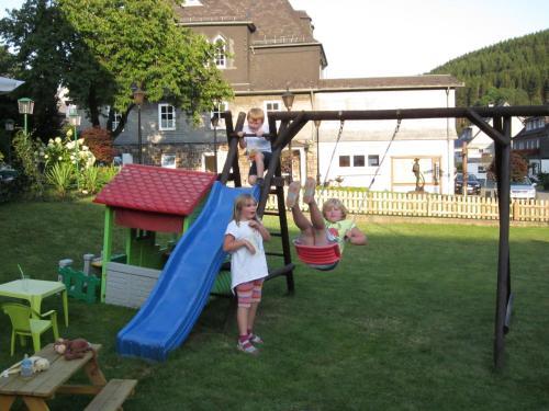 Hostal Gasthof Pension Lumme