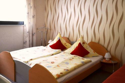 Hostal Gasthof Pension Lumme
