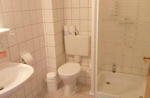 Hostal G�stehaus Zur Sorge
