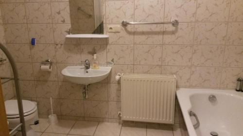 Hostal G�stehaus Zur Sorge