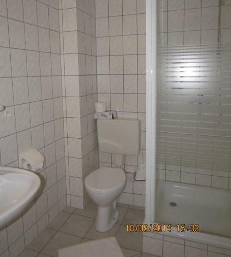 Hostal G�stehaus Zur Sorge