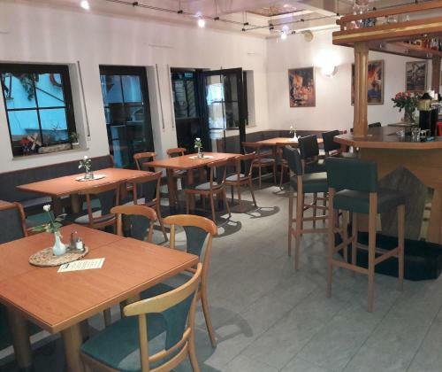 Hostal Hotel Lindenhof