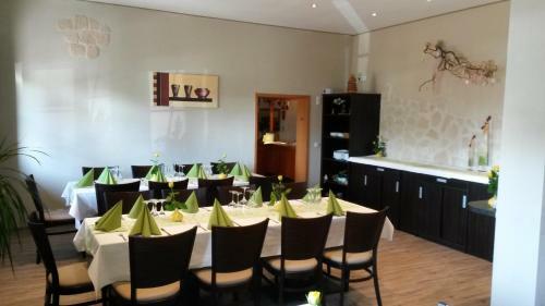 Hostal Hotel Lindenhof