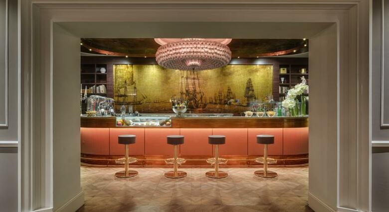 Plaza Hotel Lucchesi