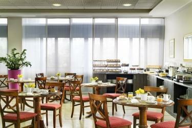 Atahotel Quark