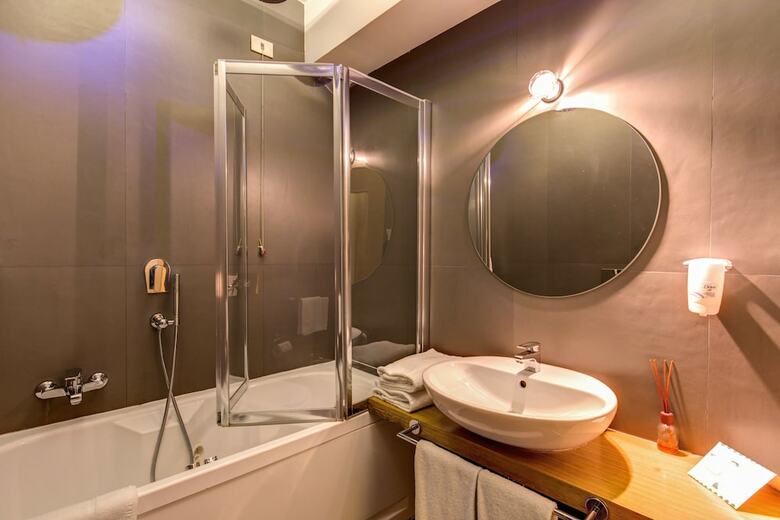 Hotel Franklin Feel The Sound