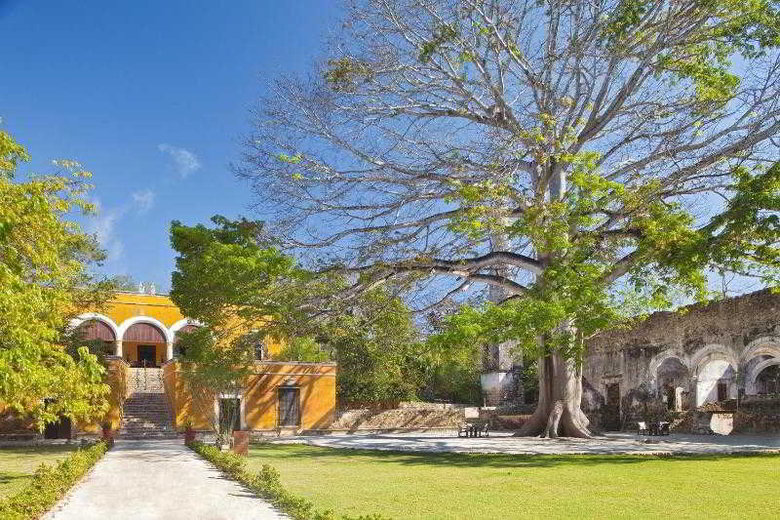 Hotel Hacienda Uayamon