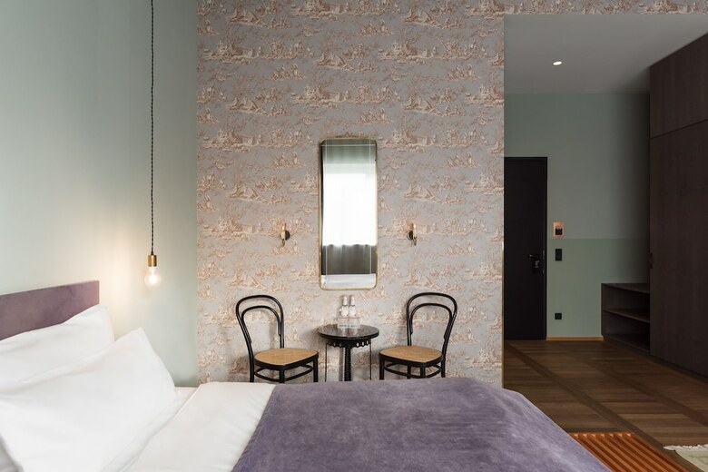 The Flushing Meadows Hotel