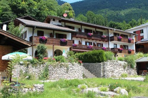 Hostal G�stehaus Quellenhof