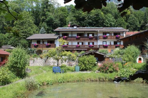 Hostal G�stehaus Quellenhof