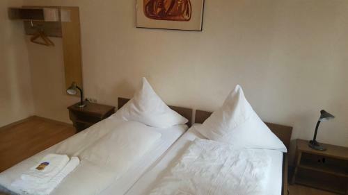 Kansakar Hotel
