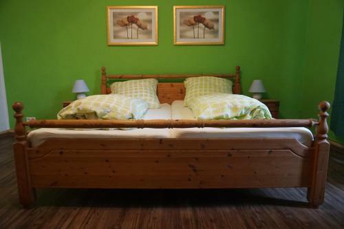 Hostal Pension Stadtmitte Garni