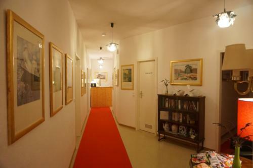 Hostal Pension Stadtmitte Garni
