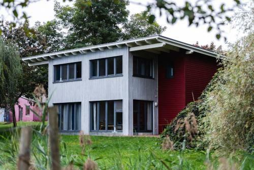 Basiskulturfabrik �ko-hotel