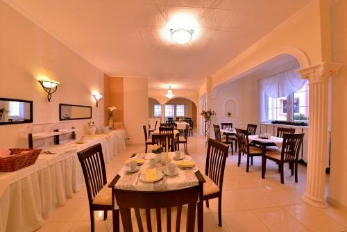 Hostal Pension Alt-finthen