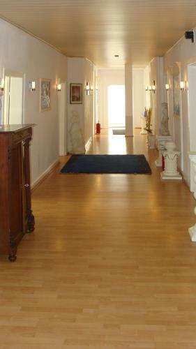 Hostal Hotel Weisses Ross