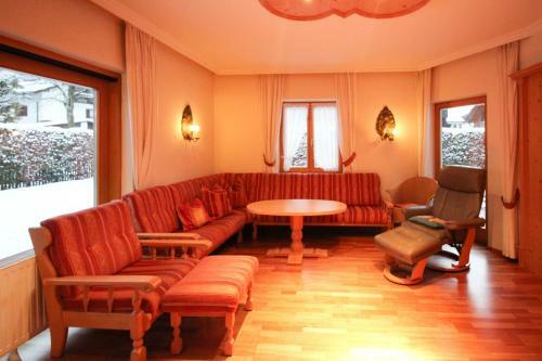 Apartments- Und Ferienhaus Anton