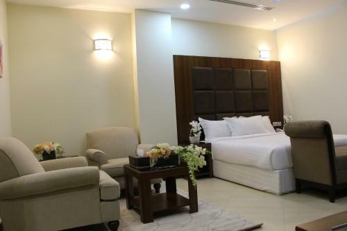 High End Gardens Aparthotel