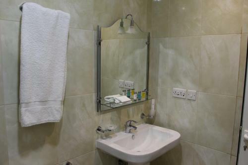 High End Gardens Aparthotel