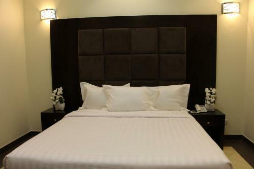 High End Gardens Aparthotel