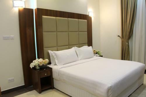 High End Gardens Aparthotel
