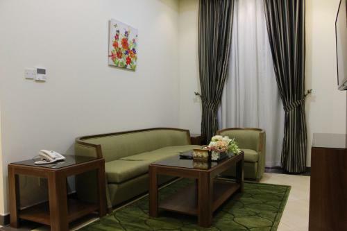 High End Gardens Aparthotel