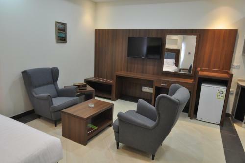 High End Gardens Aparthotel