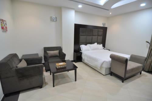 High End Gardens Aparthotel