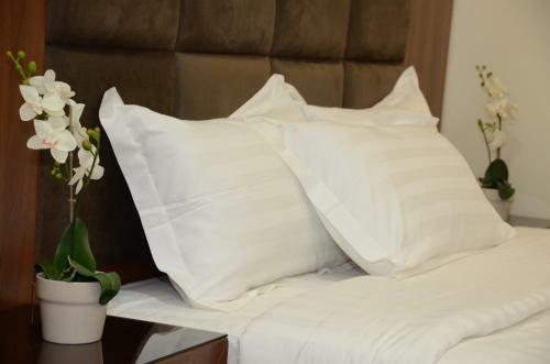 High End Gardens Aparthotel