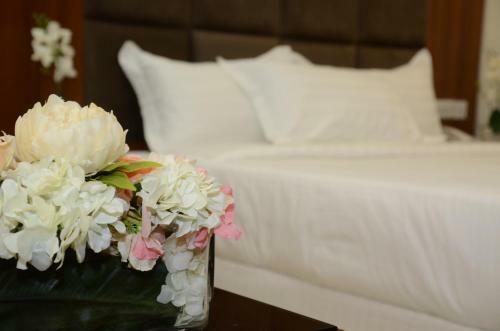 High End Gardens Aparthotel