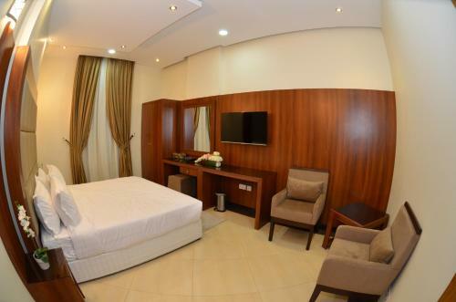 High End Gardens Aparthotel