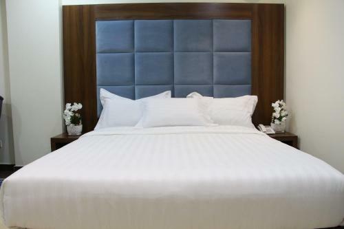 High End Gardens Aparthotel