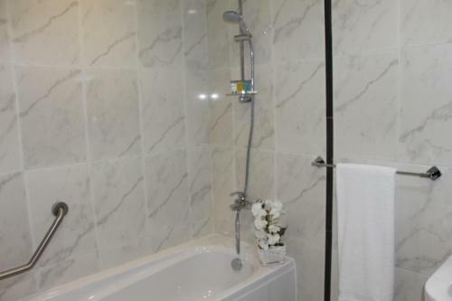 High End Gardens Aparthotel