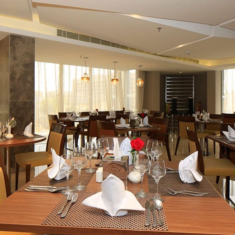 Grand Plaza Gulf Hotel
