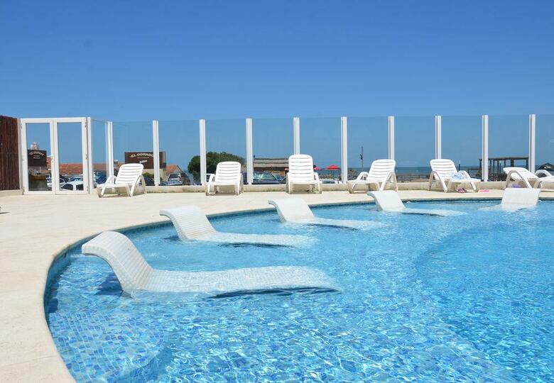 Hotel Reviens