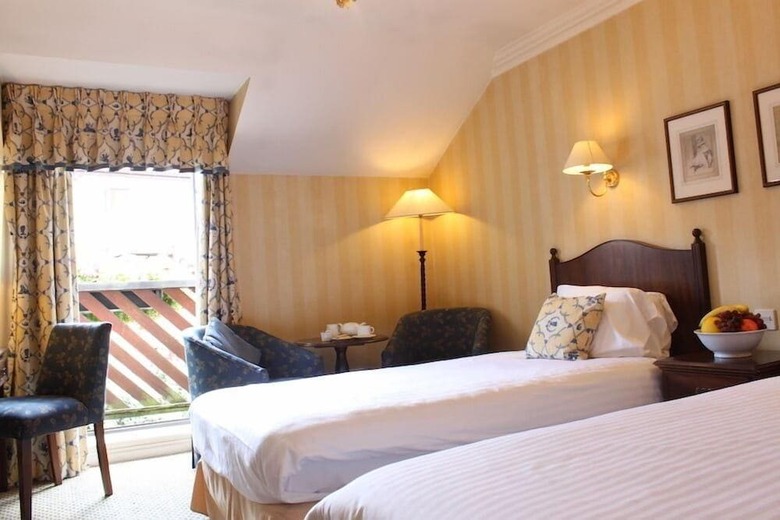 Brook Kingston Lodge Hotel