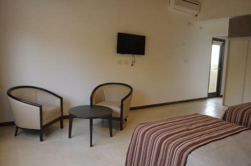 Apartamento Lom Suites