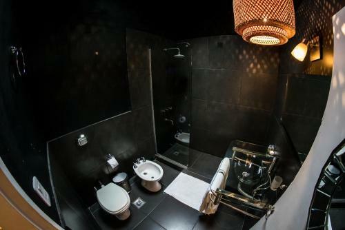 Onas Hostel & Suites