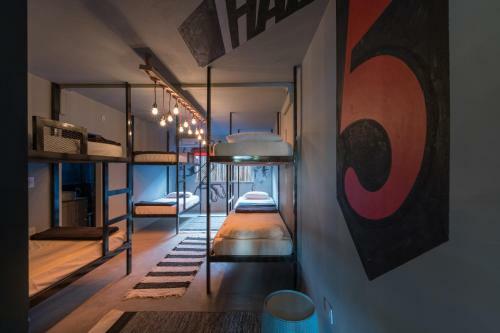 Onas Hostel & Suites