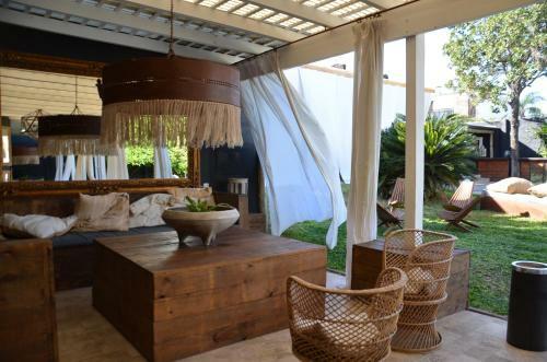Onas Hostel & Suites