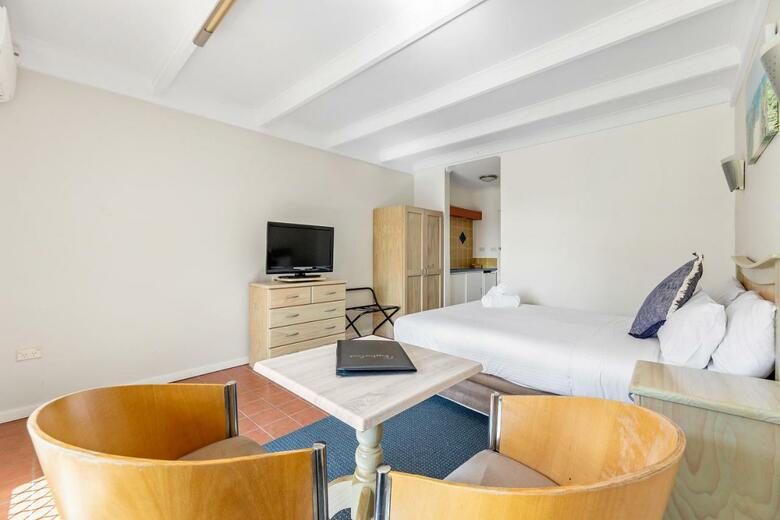 Hotel Tween Waters Holiday Park