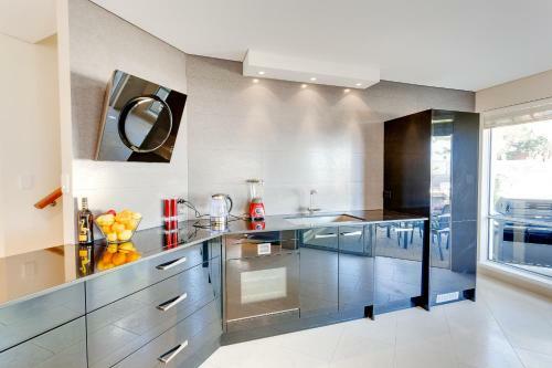 Cottesloe Contemporary Villa