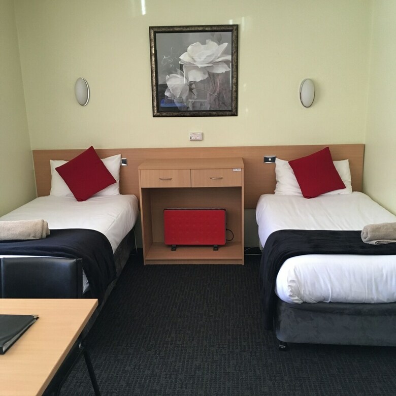 Sky Rider Motor Inn