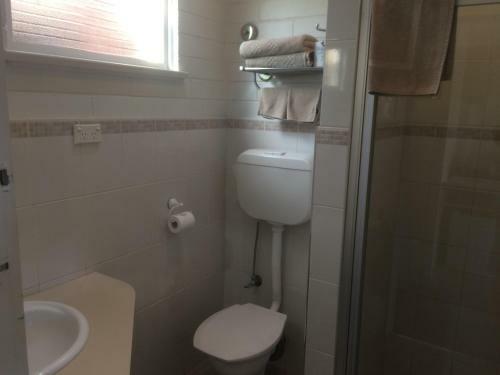 Ambassador Motor Inn