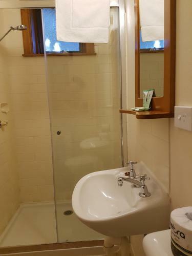 Hostal Hotel Avonleigh