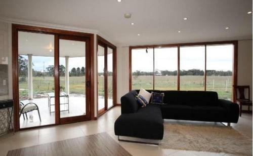 Lodge Aurora Manor Rooms