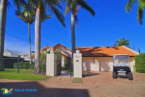 Holiday Home Coveside @ Sanctuary Cove