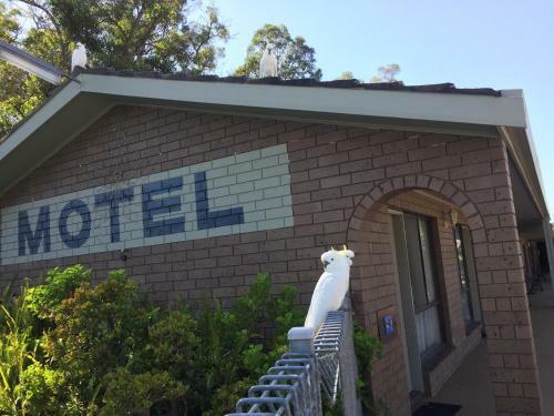 Eden Golf View Motel